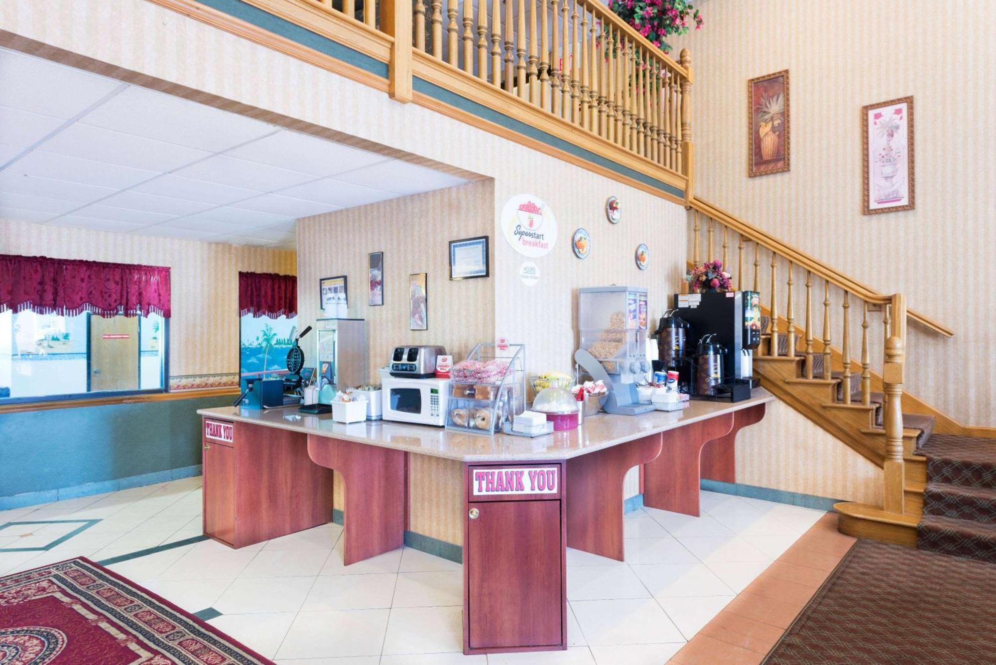 Hotel Super 8 By Wyndham Troy Il/St. Louis Area Esterno foto