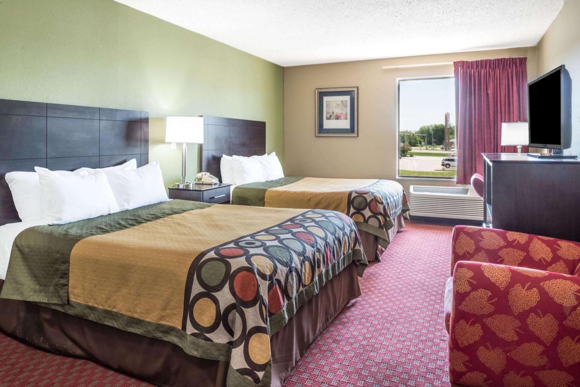 Hotel Super 8 By Wyndham Troy Il/St. Louis Area Esterno foto