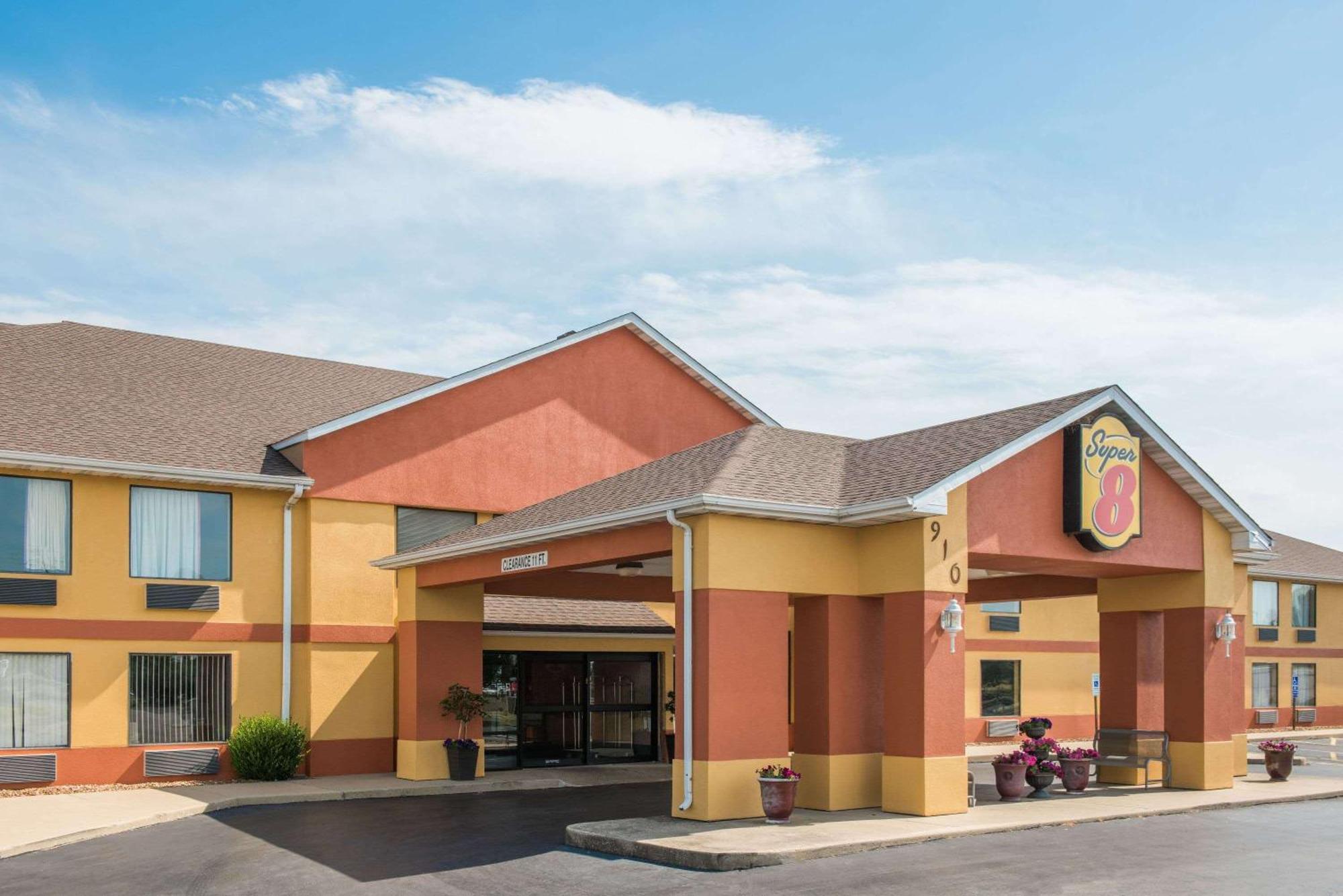 Hotel Super 8 By Wyndham Troy Il/St. Louis Area Esterno foto