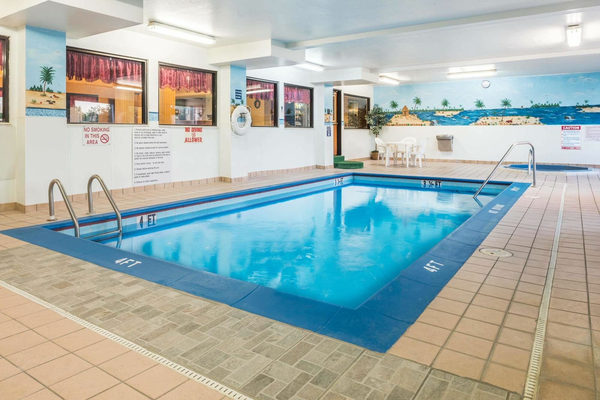 Hotel Super 8 By Wyndham Troy Il/St. Louis Area Esterno foto