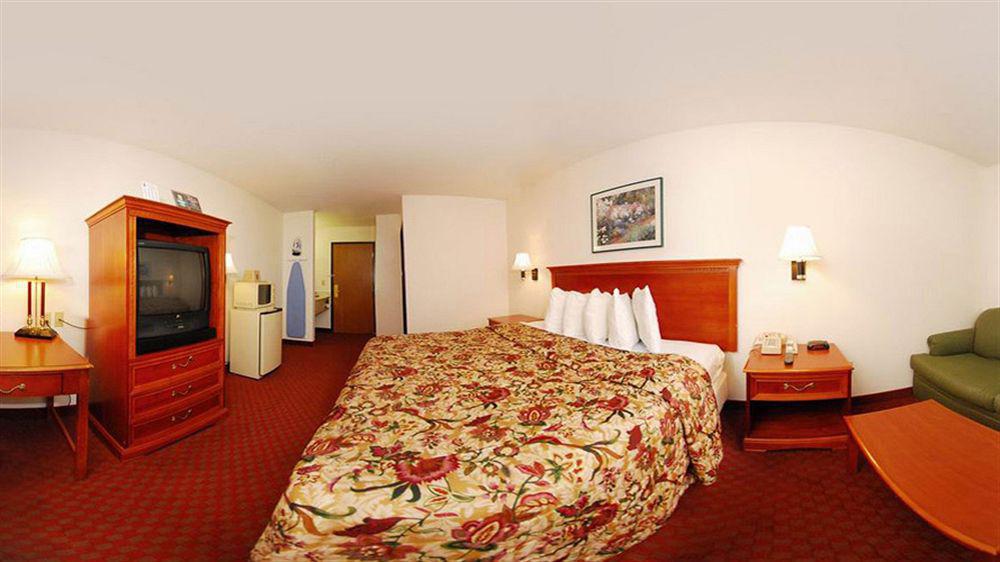 Hotel Super 8 By Wyndham Troy Il/St. Louis Area Esterno foto